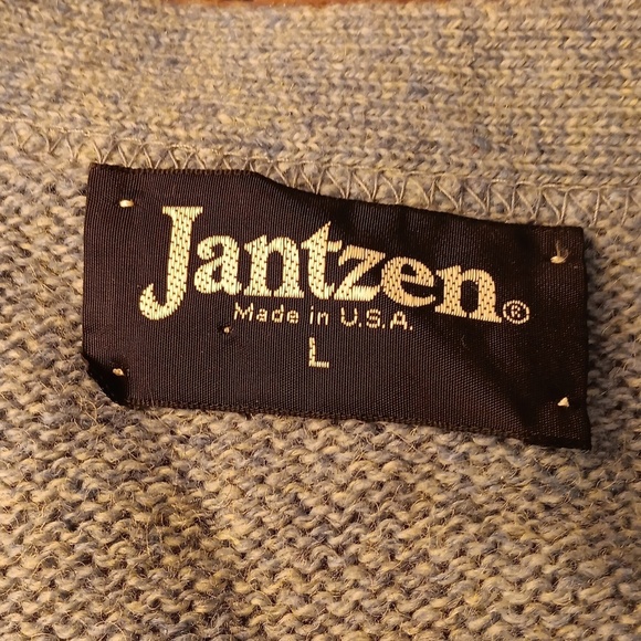 Vintage wool blend Jantzen grandma cardigan sweater - Picture 2 of 3